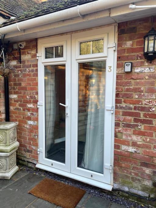 Flat 3 Meadow View Cozy Getaway Leilighet Hurst Eksteriør bilde